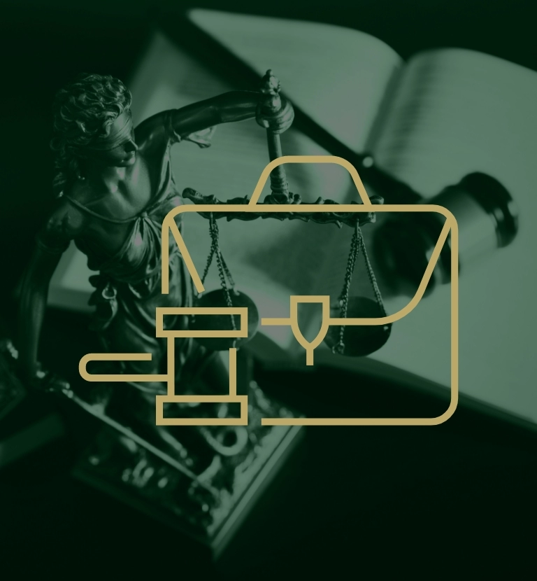 temida, młotek, teczka